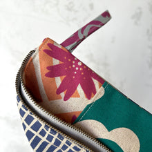 Load image into Gallery viewer, Hand printed zip purse with handle – Large emerald, pink and purple