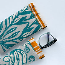 Load image into Gallery viewer, Snap flex glasses case – Turquoise, lilac, white, grey