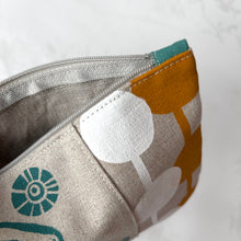 Load image into Gallery viewer, Hand printed purse – Small white, ochre &amp; teal