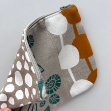 Load image into Gallery viewer, Hand printed purse – Small white, ochre &amp; teal