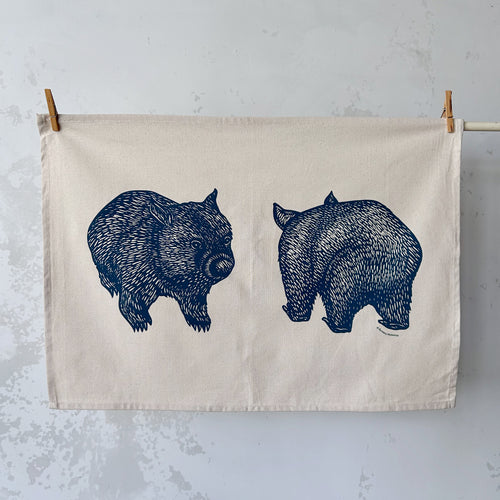 Organic cotton tea towel – Wombat front + back