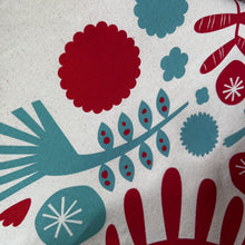 Load image into Gallery viewer, Organic cotton tea towel – Fronds &amp; Flowers