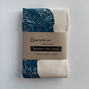 Organic cotton tea towel – Wombat front + back