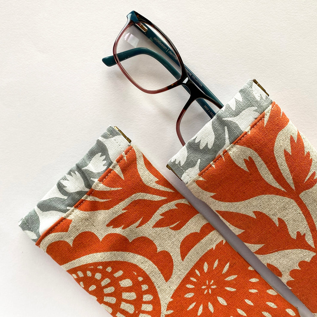 Snap flex glasses case – orange